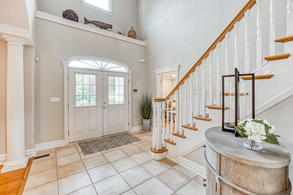 main entryway foyer